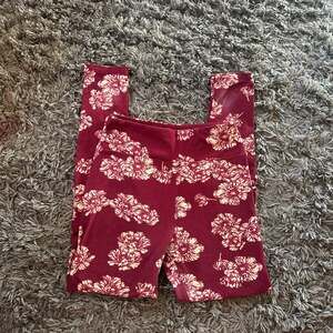 Lularoe Leggings One Size Pink Purple Deep Red Creme Floral Pattern